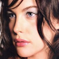 Liv Tyler Cinta Rokok