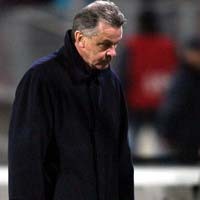 Latih Bayern, Berat Badan Hitzfeld Turun