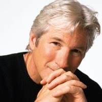 Ciuman, Richard Gere Terancam Ditangkap 