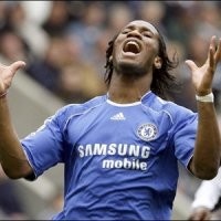 Chelsea Tertahan di Stamford Bridge