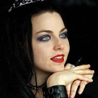 Amy Evanescence Lee Menikah