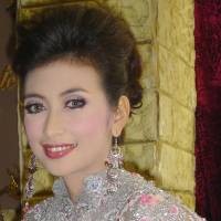 Annisa Trihapsari Menangis Tiada Henti