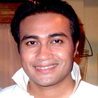 Adjie Pangestu Tak Datang ke Pernikahan Annisa