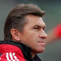 Aachen-Wolfsburg Cari Pelatih Baru