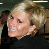 Modal Bra, Victoria Beckham Tebar Pesona