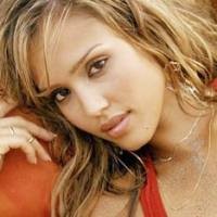 Jessica Alba Plin-plan Operasi Plastik