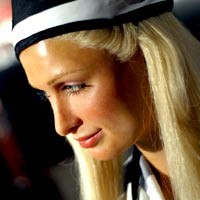 Paris Hilton Bebas dari Penjara