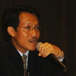 Red Hat Lawan IGOS untuk Sistem TI Pemerintahan 