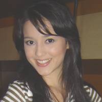 Julie Estelle Senang Nikmati Bibir Dimas Setto