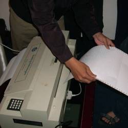 Printer Membludak, Produksi Buku Braille Seret