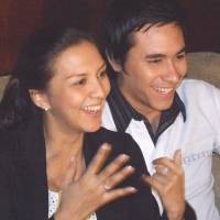 Darius Panik, Donna Agnesia Jalan-jalan