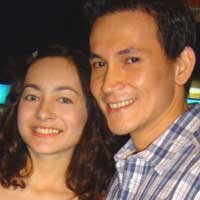 Dewi Rezer-Marcellino Menikah Saat Sunset