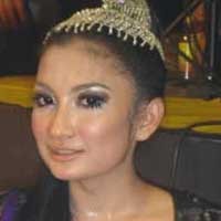 Hamil Sebulan, Natalie Sarah Sering Kabur