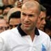 Zizou Mungkin Kembali ke Sepakbola