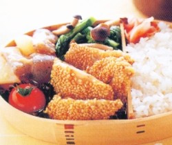 Lunch Box Ayam Renyah