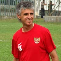 Tak Bisa Lawan Tinggi, Andalkan Kecepatan