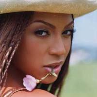 Beyonce Kunjungi Korban Kecelakaan Konser