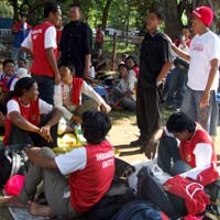 Antre Tiket dari Jam 8 Pagi