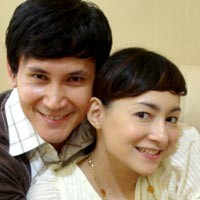 Dewi Rezer Resmi Nikah, Superman Ikut Mejeng