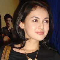 Hasrat Jutek Rianti Cartwright 