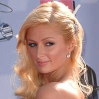 Paris Hilton Bikin Album Lagi
