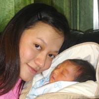 Lyra Virna Pucat dan Kurus Urus Anak 