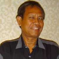 Tarzan Kehilangan Guru Besar Asmuni