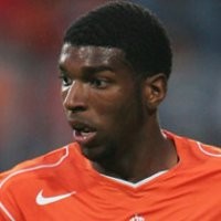 Demi Liverpool, Babel Acuhkan Van Basten
