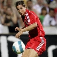 Torres Juga Mengejar Ketenaran
