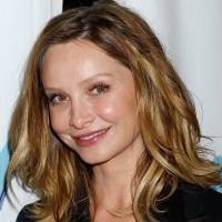 Ally McBeal Dilempar Pacar ke Tempat Sampah