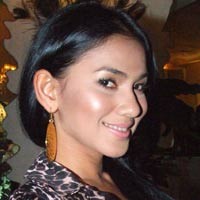 Nova Eliza, Susahnya Jadi Perawan Akhirnya Dapat Gebetan 