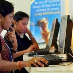 Malaysia Peringatkan Blogger dengan Hukuman Berat