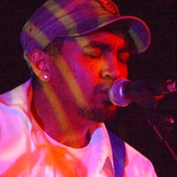 Glenn Fredly Borong Ember