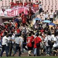 MU Diserbu Fans Cina