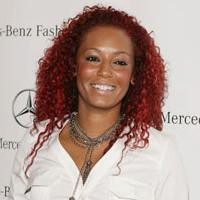 Mel B Pamer Pacar Baru