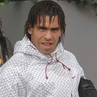 Veron: Jangan ke MU Tevez