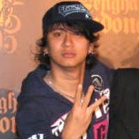 Vincent Clubeighties Lepas Komedi Picisan