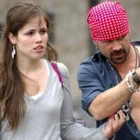 Kekasih Colin Farrell Hamil 3 Bulan