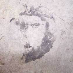 Lelang Online Raup Rp 14 Juta  untuk Sebuah Noda