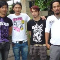 Ungu Sibuk Ngamar di Hotel