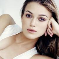 Keira Knightley Palsukan Payudara