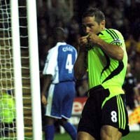 Chelsea Tundukkan 10 Pemain Reading