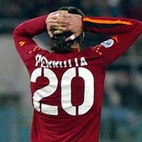 Perrotta Senewen, Panucci Tertawa