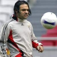 Miccoli Tak Sabar Hadapi Roma