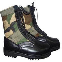 Militer Bangladesh Putus Jaringan Ponsel Akademisi