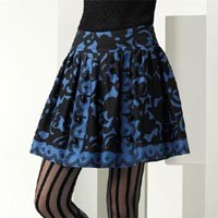 Full Skirt, Chic dan Feminin