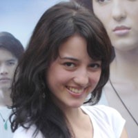 Julie Estelle Dilema Kuntilanak