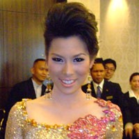 Kecebur Got, Anya Dwinov Dapat 8 Jahitan