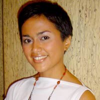 Sarah Sechan Lebih Suka di Bawah Suami