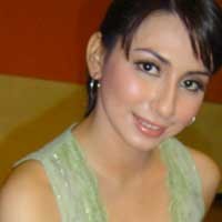 Demi Kenikmatan Deswita Maharani Stop Hisap-hisap